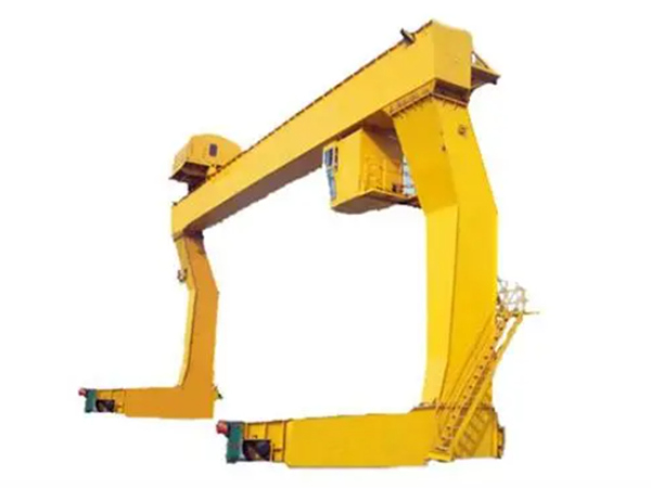 L型門(mén)式起重機(jī)